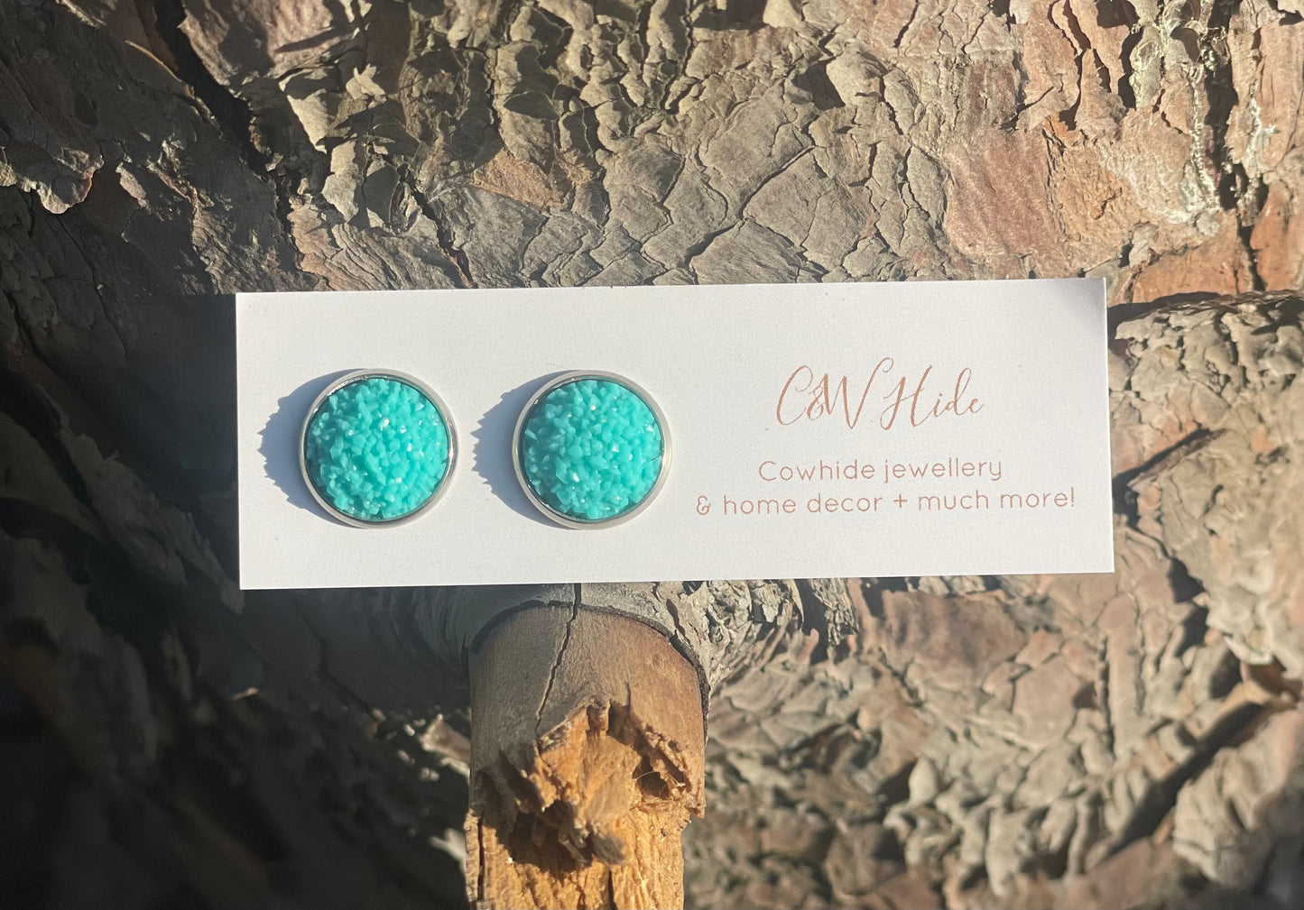 12mm Textured teal resin stud earrings