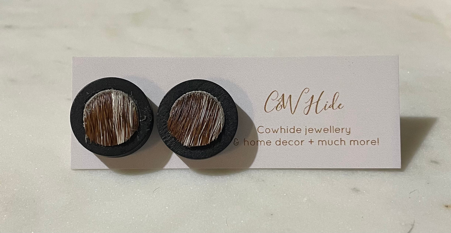 12mm wood & hide stud