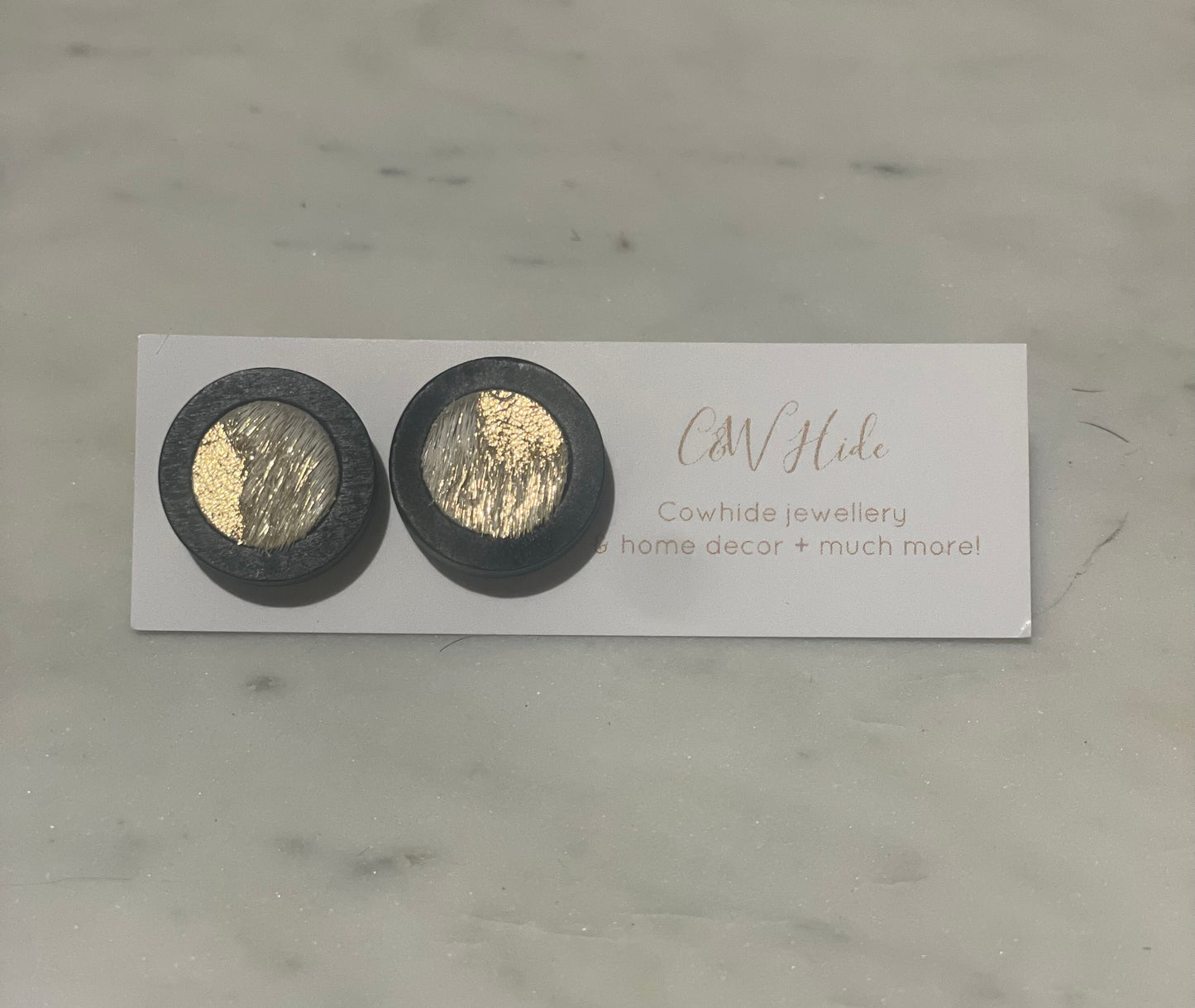 12mm Gold acid washed Cowhide & wood stud