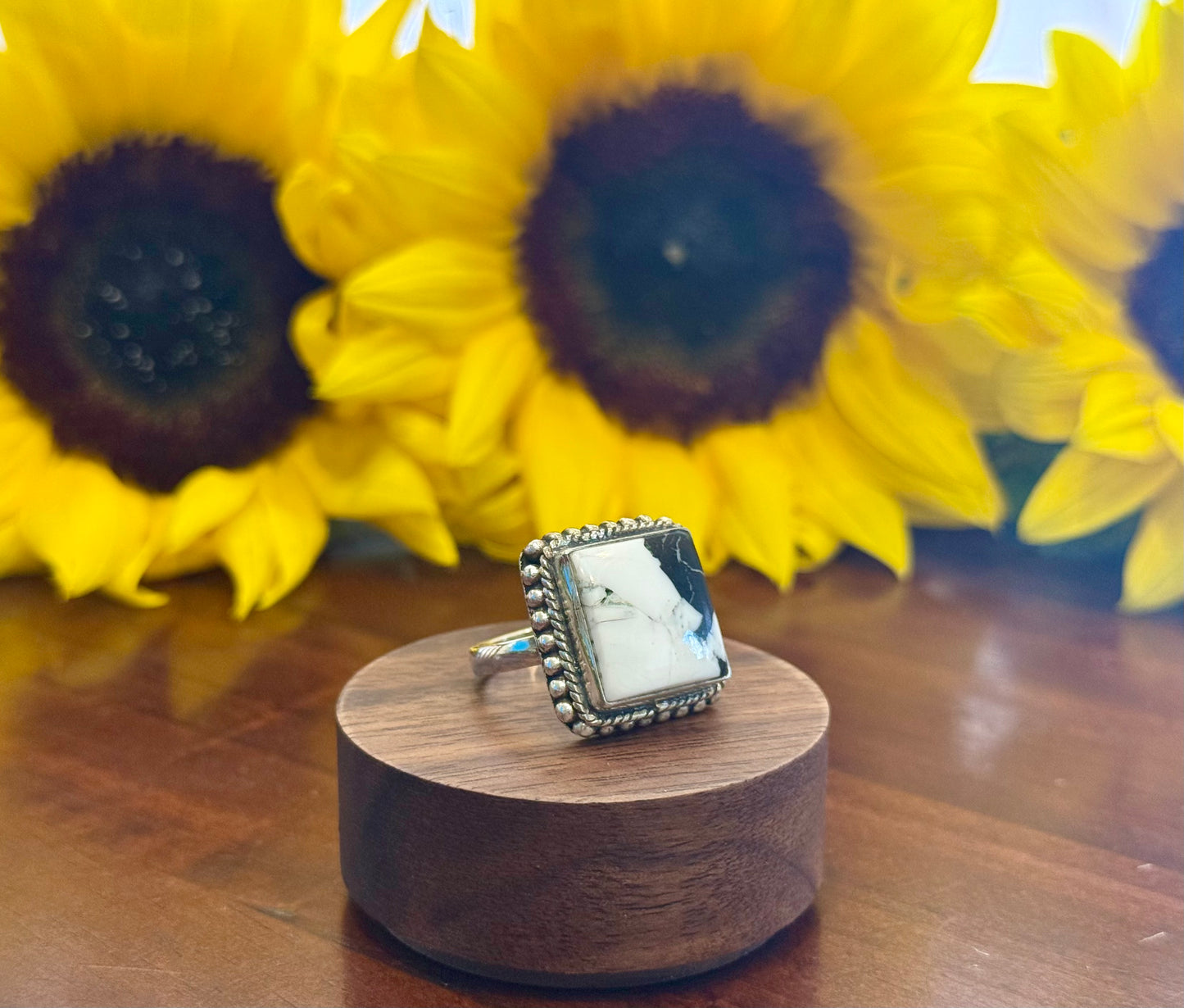 White Buffalo Turquoise •Georgia• ring