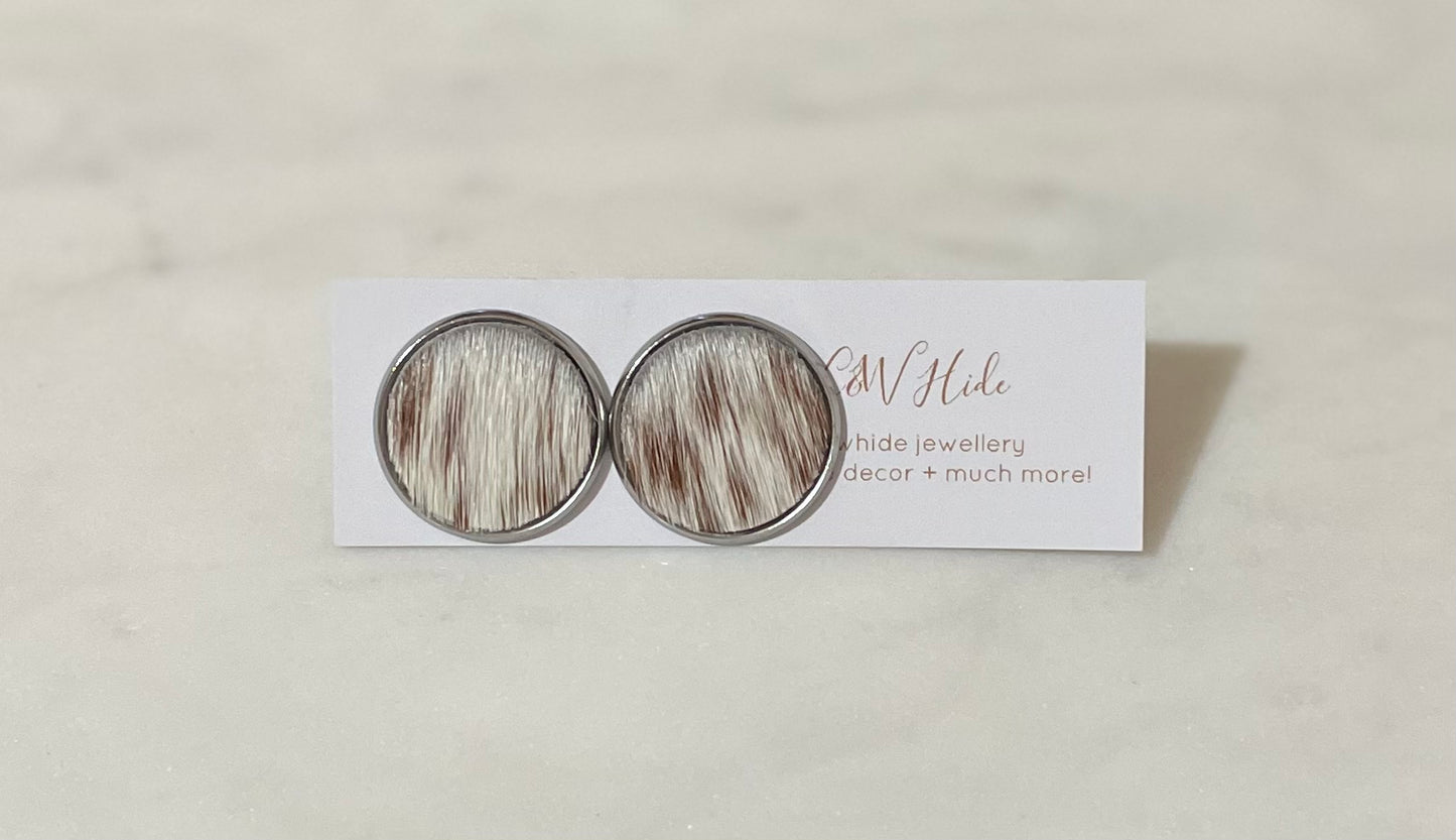 20mm Cowhide stud