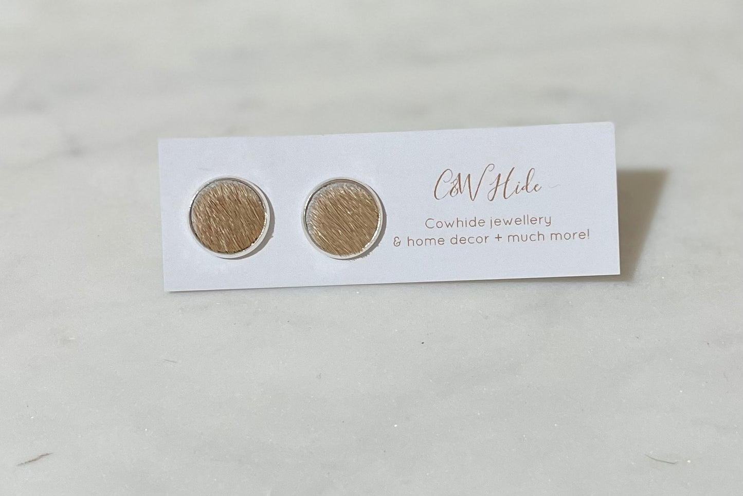 12mm Cowhide Stud