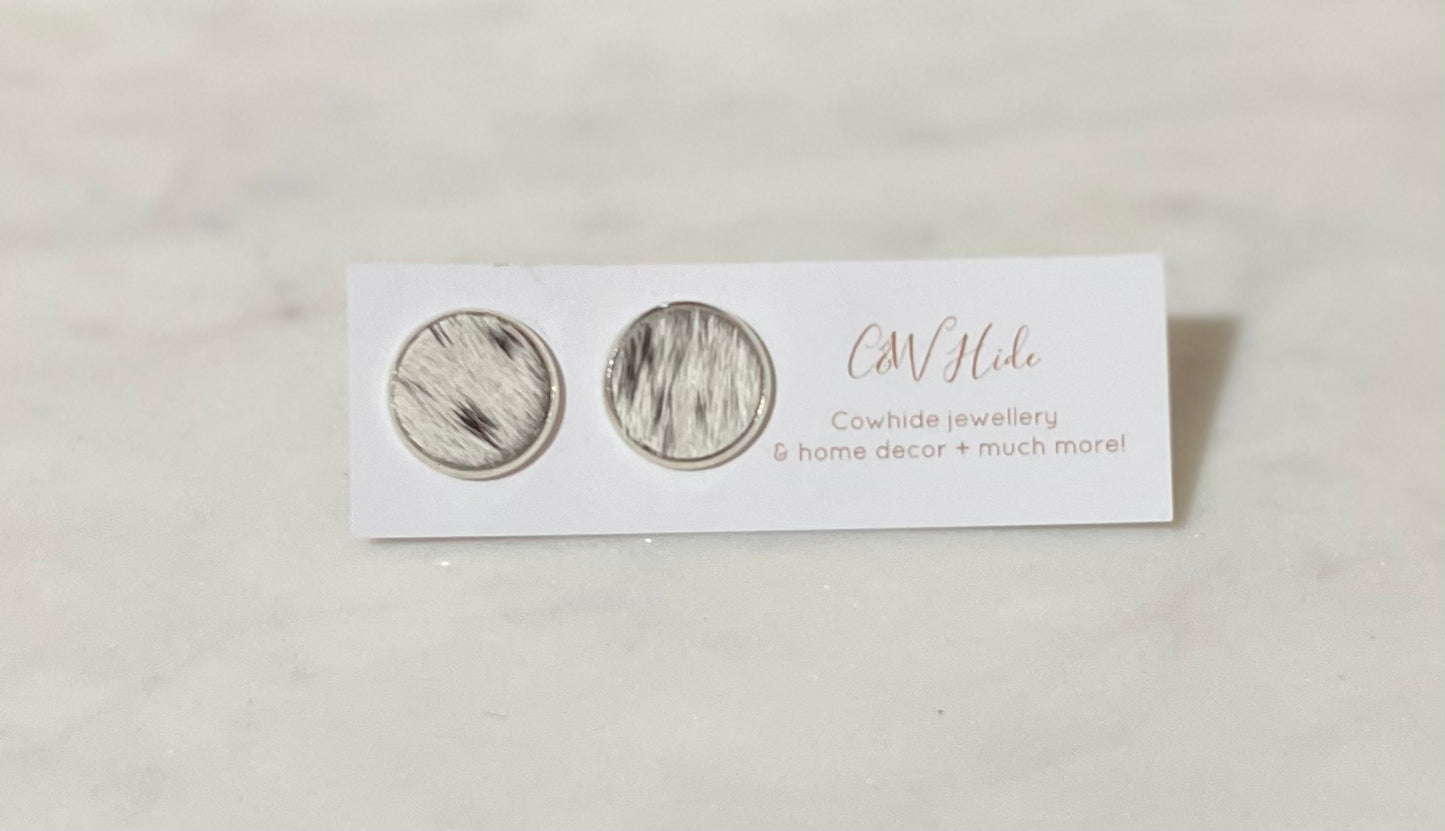 14mm Cowhide stud