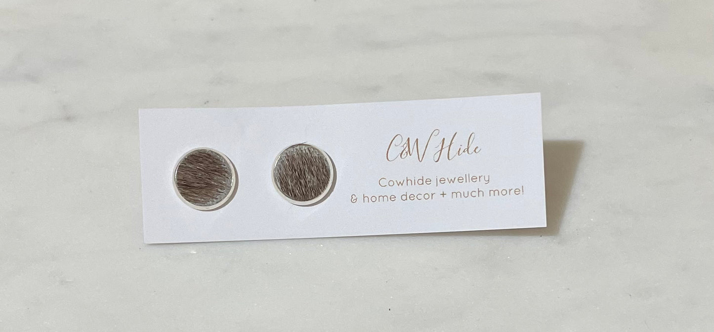 10mm Cowhide Stud