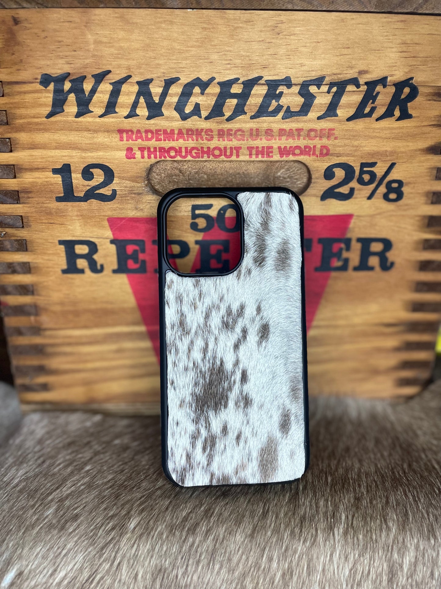 Hide iPhone 13PRO phone case
