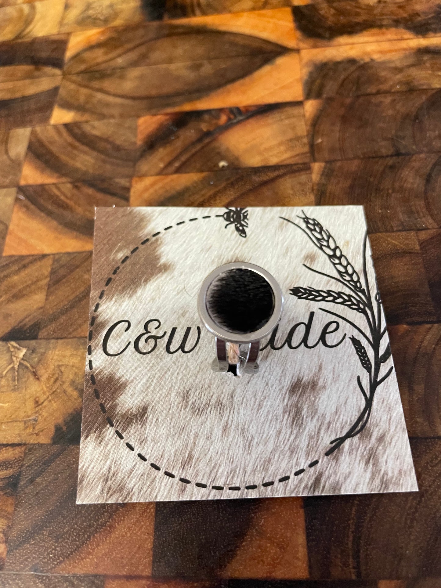 Cowhide cuff ring