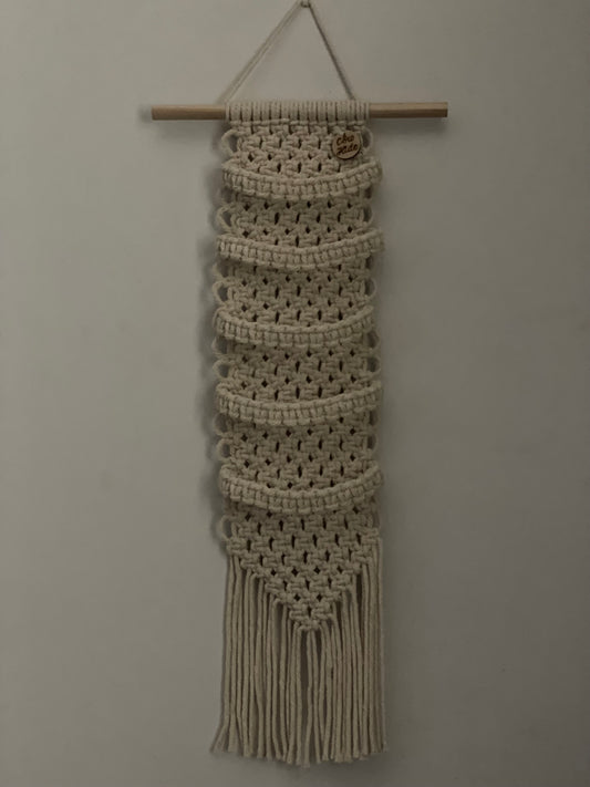 Macramé & wood 5 cap hanger