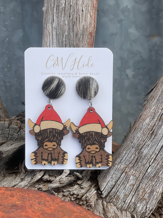 Highlander & hide Christmas earrings